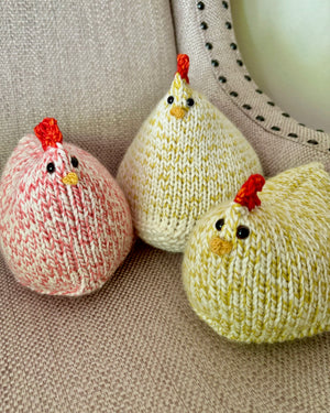 Poppy Chicken Knitting Kit